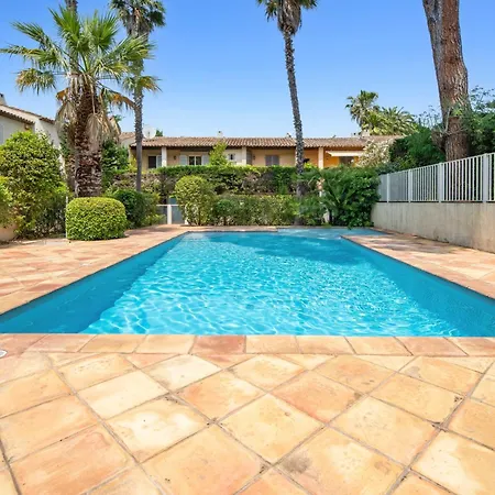 House A C 3bd 6p - Garden & Pool St-tropez شقة