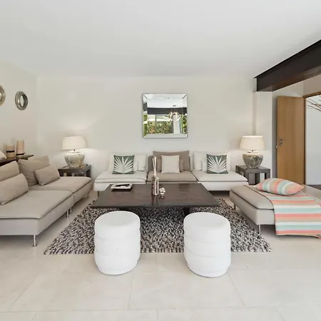 House A C 3bd 6p - Garden & Pool St-tropez 圣特罗佩