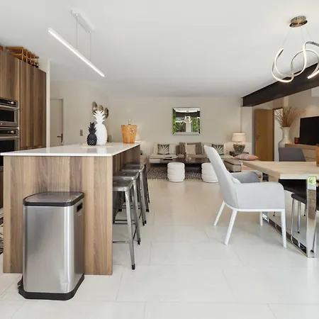 House A C 3bd 6p - Garden & Pool St-tropez شقة سان تروبيه